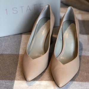 1.State Saffy Pump Block Heel Beige 9.5